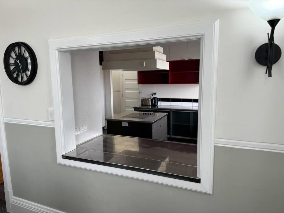 4 Large Bedroom Apartment In The City Hastings Eksteriør billede
